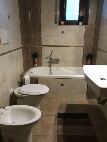 살레르노 Casa Family & Friends B&B 외부 사진